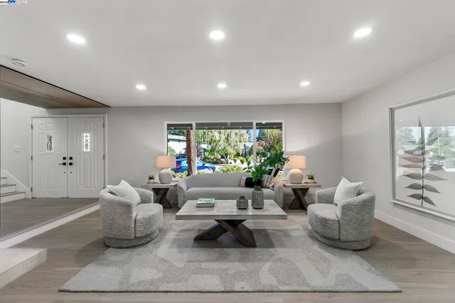 $1,798,000 | 74 Hazelnut Court, San Ramon, CA 94583