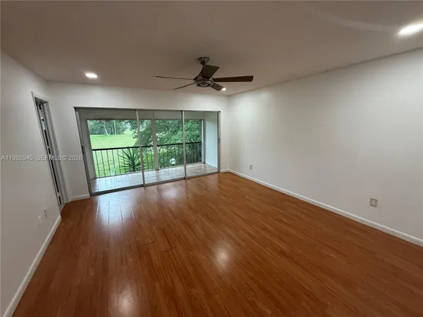 $3,250 | 3962 Inverrary Drive, Unit A3, Lauderhill, FL 33319