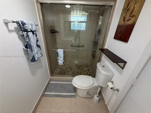 $2,990 | 3962 Inverrary Drive, Unit A3, Lauderhill, FL 33319