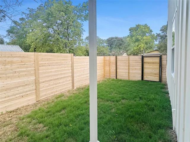 $2,250 | 6107 Begonia Circle, Unit 2, Austin, TX 78741