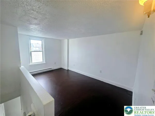 $1,500 | 416 West Whitehall Street, Allentown, PA 18102