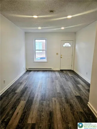 $1,500 | 416 West Whitehall Street, Allentown, PA 18102