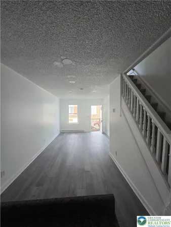 $1,500 | 416 West Whitehall Street, Allentown, PA 18102