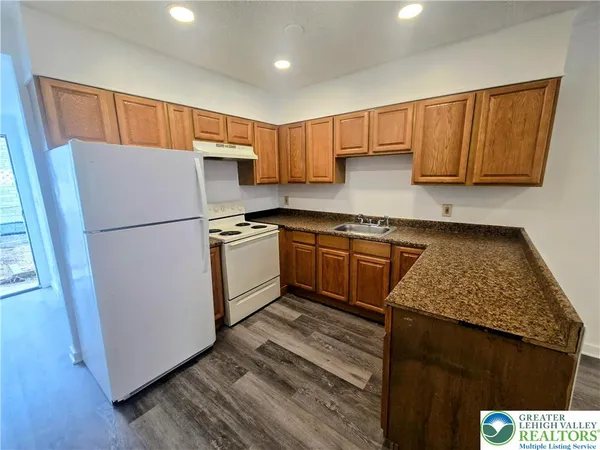 $1,500 | 416 West Whitehall Street, Allentown, PA 18102