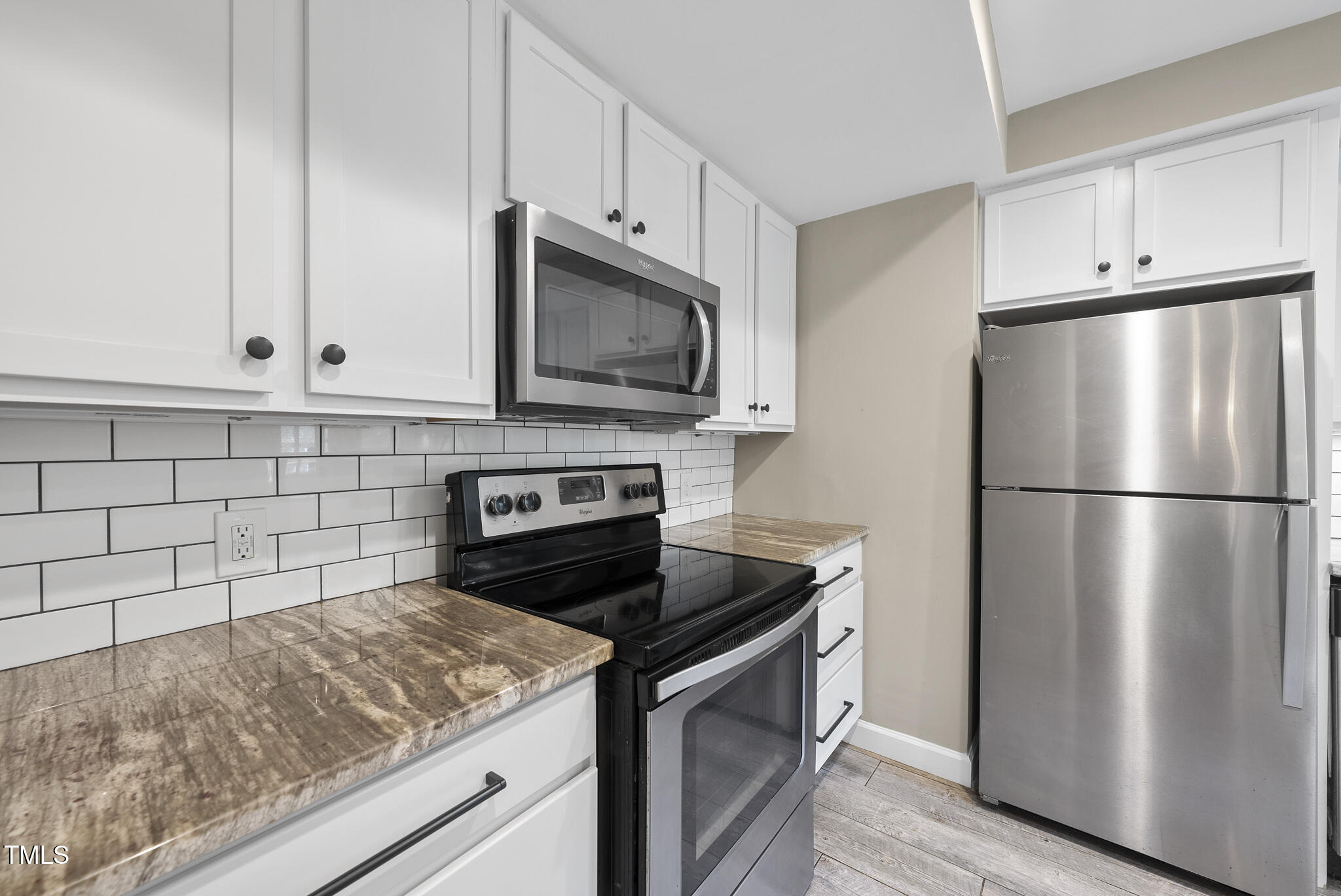 975 St Marys Street Raleigh, NC 27605 - Photo 7 of 23 DSC02605