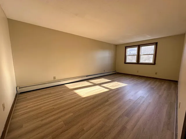 $2,000 | 33 Elwood Avenue, Unit B, Manchester, NH 03103