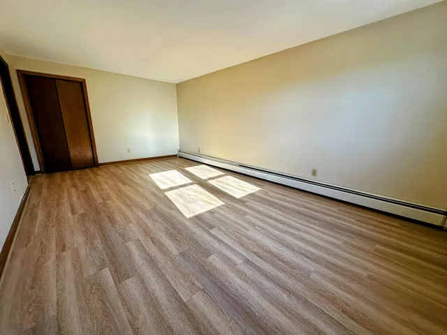 $2,000 | 33 Elwood Avenue, Unit B, Manchester, NH 03103