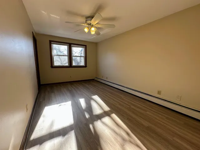 $2,000 | 33 Elwood Avenue, Unit B, Manchester, NH 03103