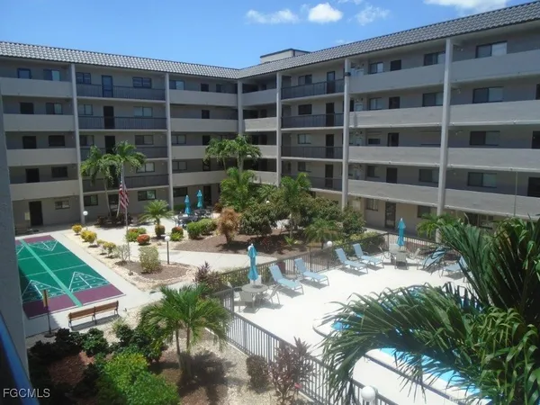 $1,475 | 2121 Collier Avenue, Unit 311, Fort Myers, FL 33901