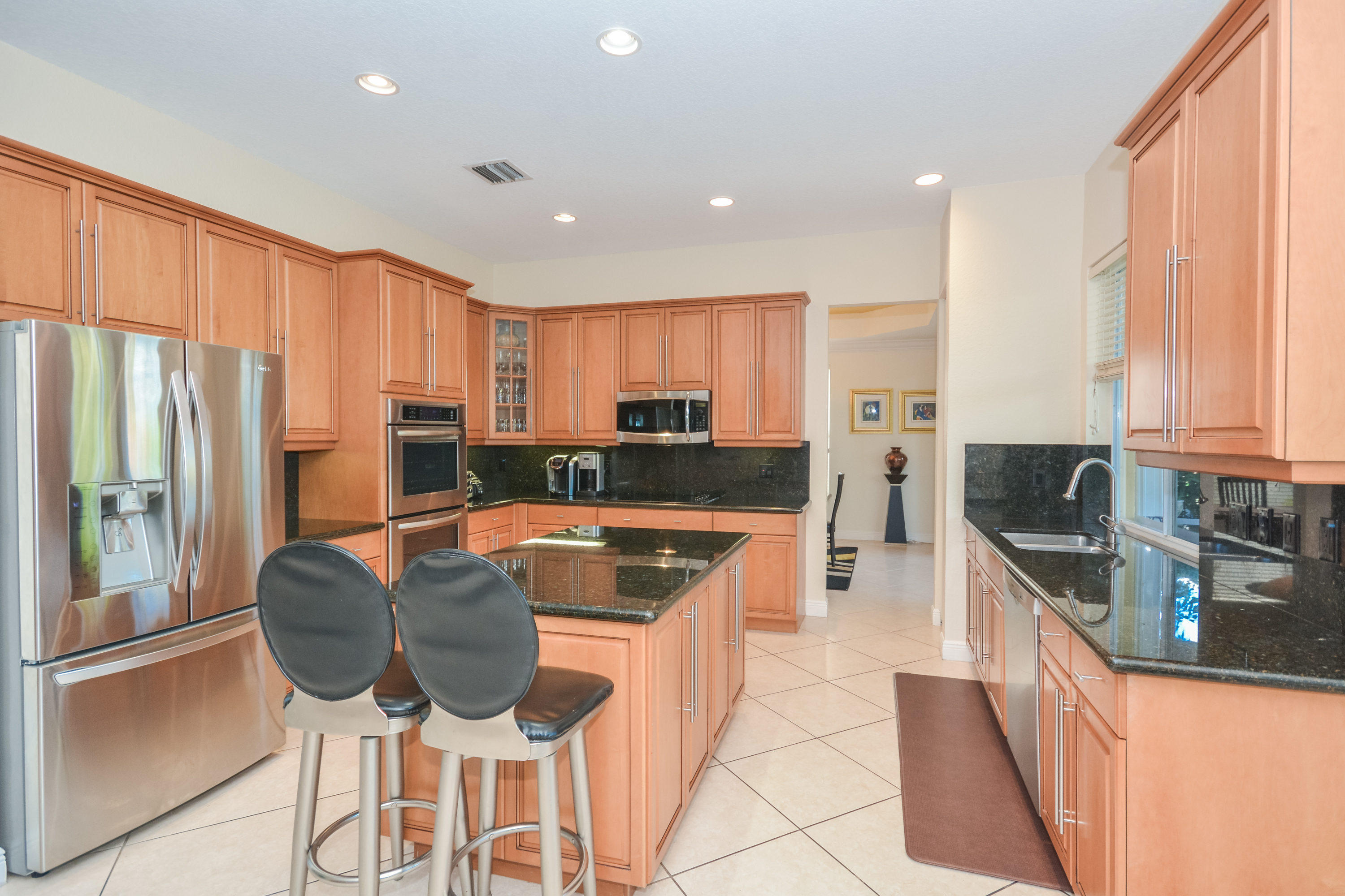 19174 Skyridge Circle Boca Raton, FL 33498 - Photo 16 of 45 Kitchen