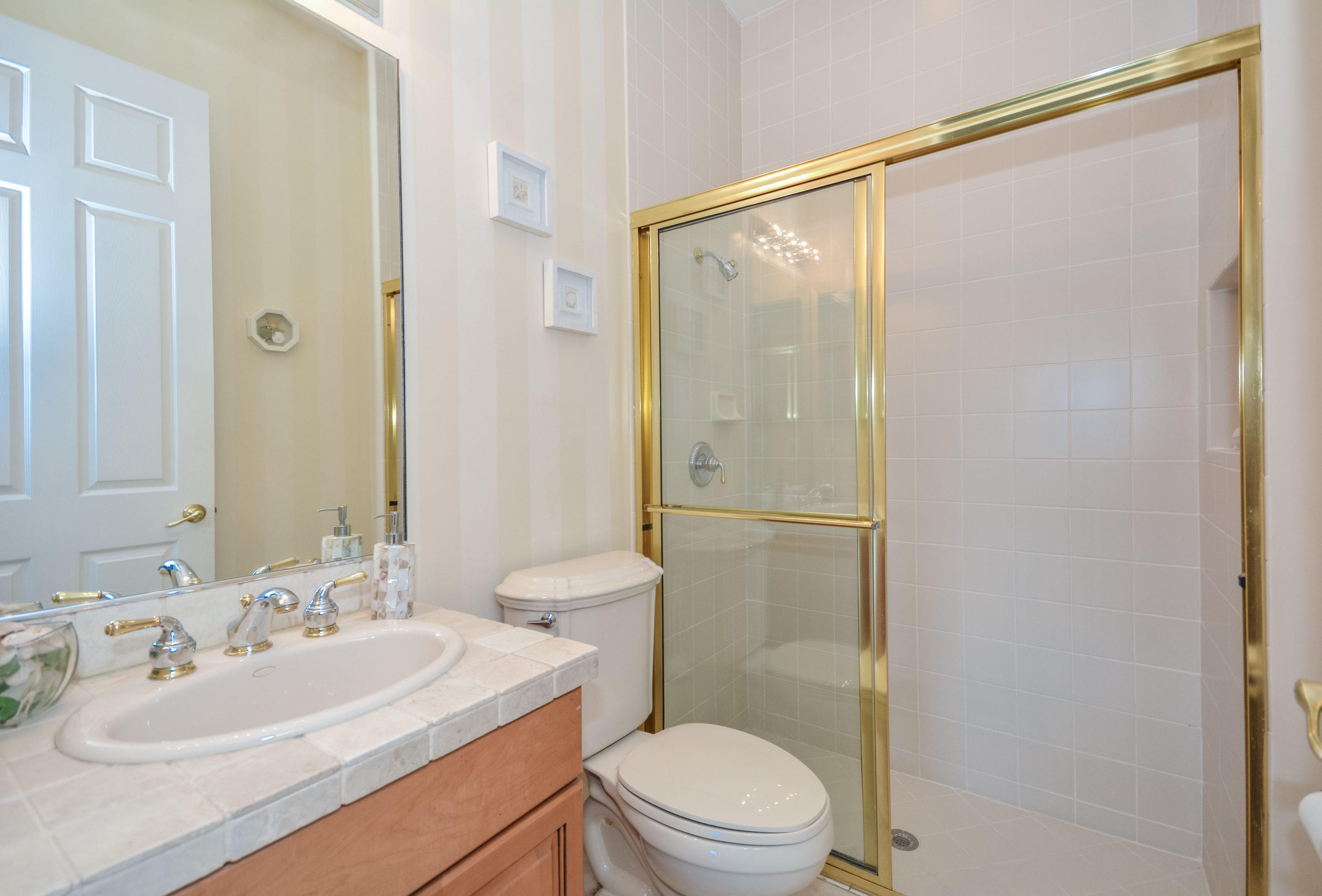 19174 Skyridge Circle Boca Raton, FL 33498 - Photo 36 of 45 Guest Bath