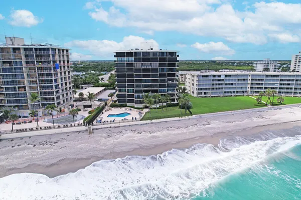 $1,350,000 | 200 South Beach Road, Unit 802, Tequesta, FL 33469