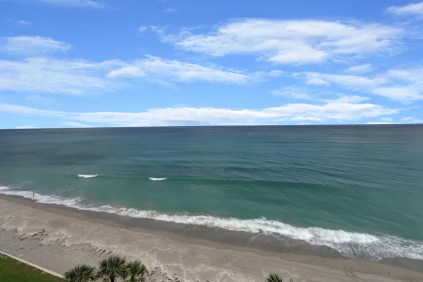 $1,350,000 | 200 South Beach Road, Unit 802, Tequesta, FL 33469