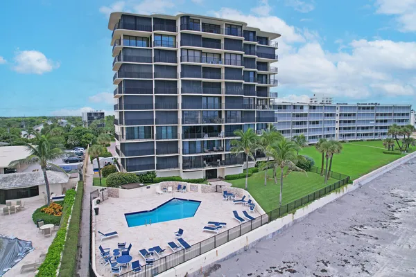 $1,350,000 | 200 South Beach Road, Unit 802, Tequesta, FL 33469