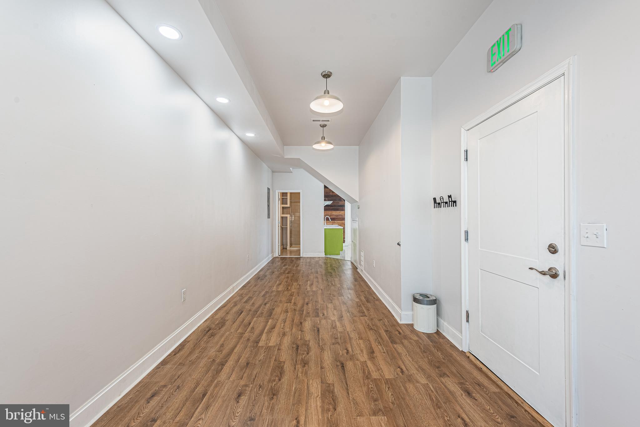 6901 Harford Road Baltimore, MD 21234 - Photo 3 of 38