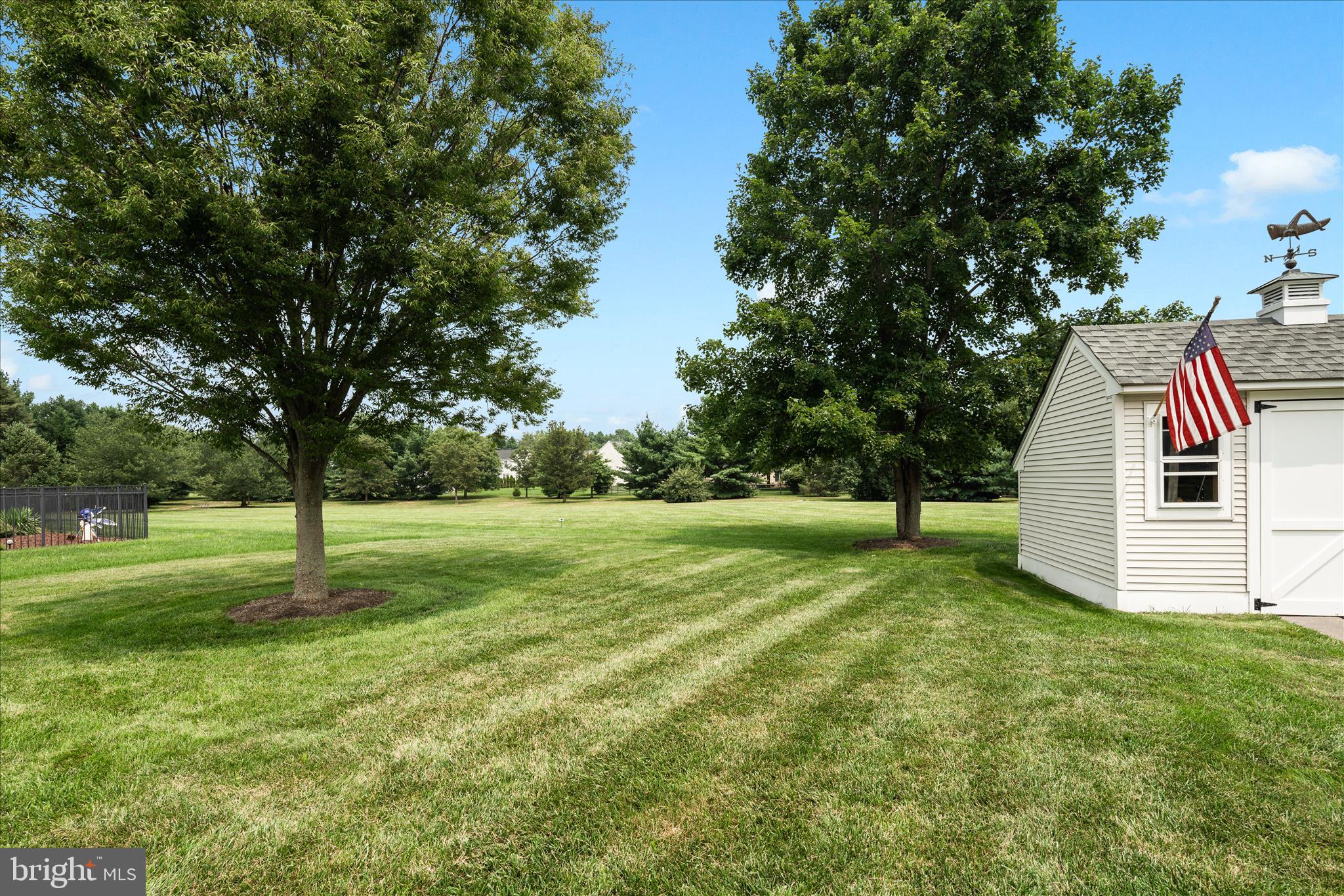 60 Amberfield Road Trenton, NJ 08691 - Photo 28 of 30 Parklike Backyard
