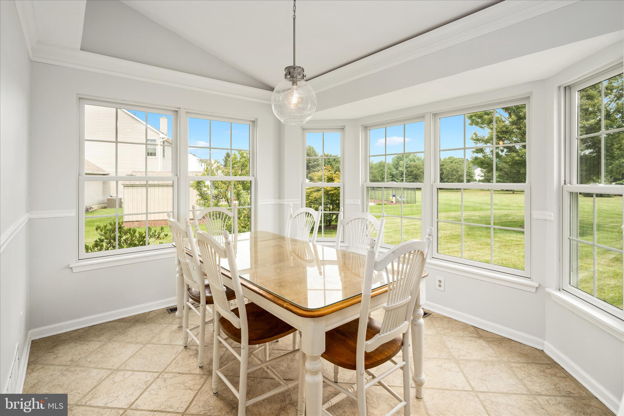 60 Amberfield Road Trenton, NJ 08691 - Photo 7 of 30 Cozy Breakfast Area with Vaulted Ceilings