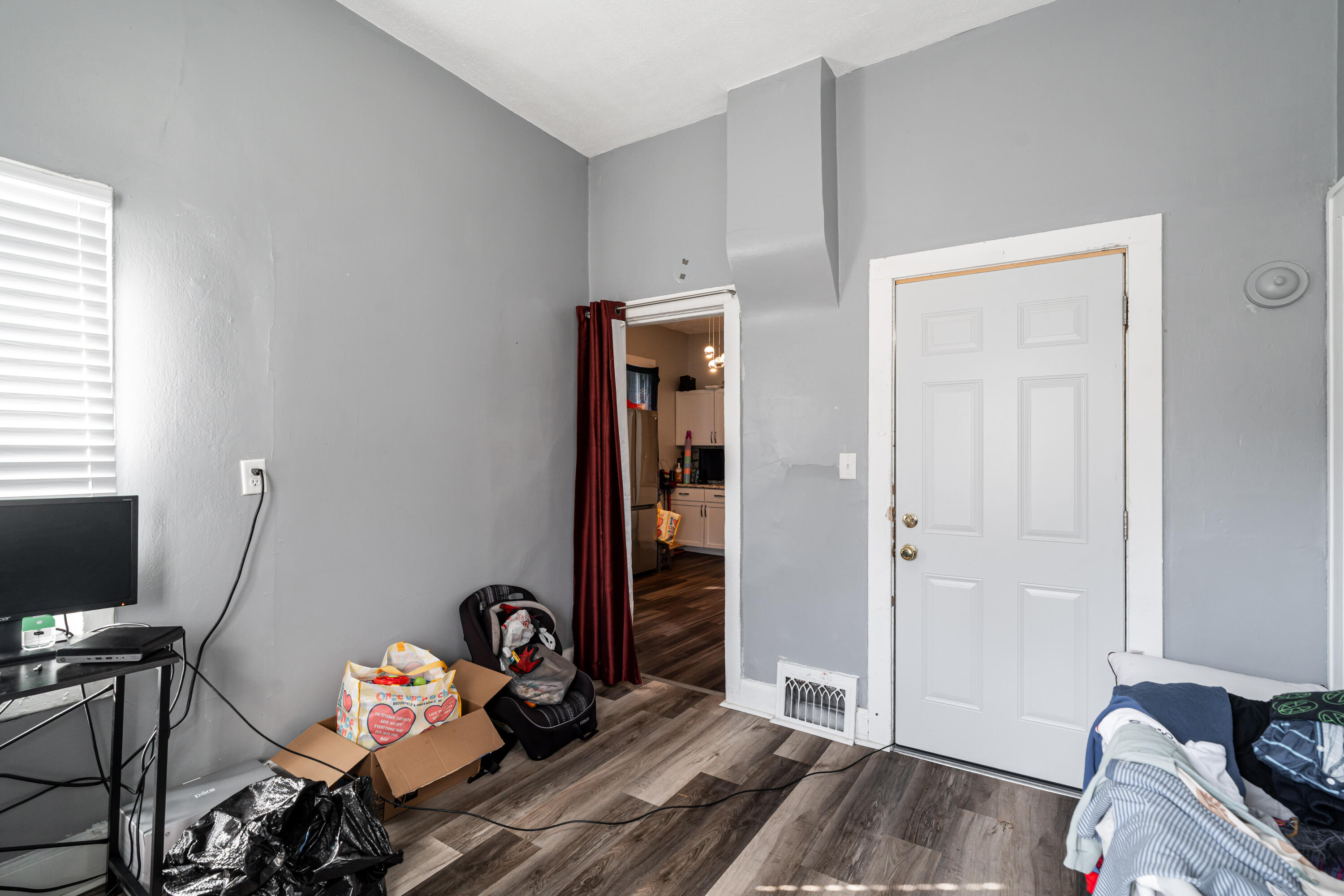 206 North 37th Street Milwaukee, WI 53208 - Photo 19 of 39 DSC02699