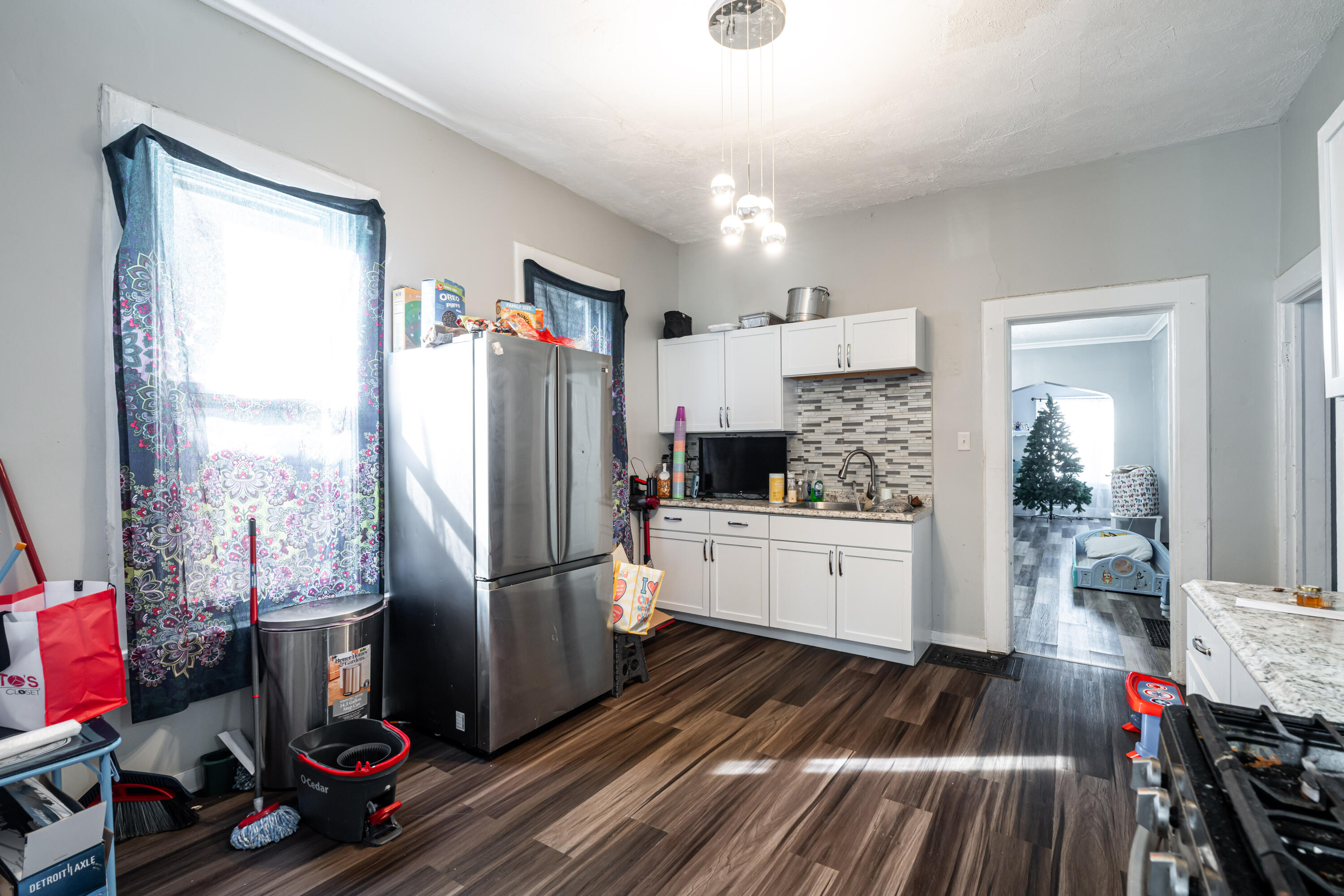 206 North 37th Street Milwaukee, WI 53208 - Photo 20 of 39 DSC02700