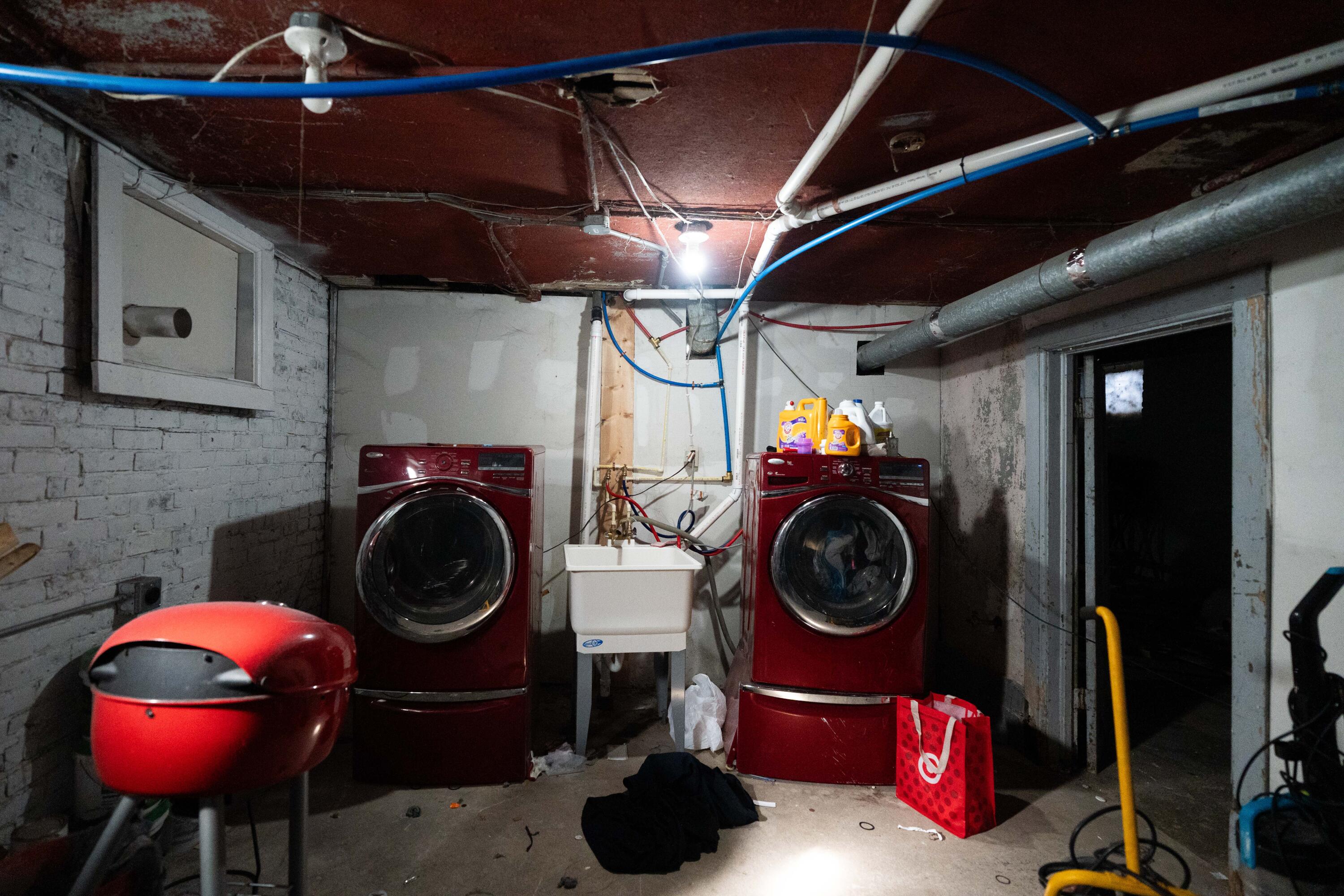 206 North 37th Street Milwaukee, WI 53208 - Photo 22 of 39 DSC02702