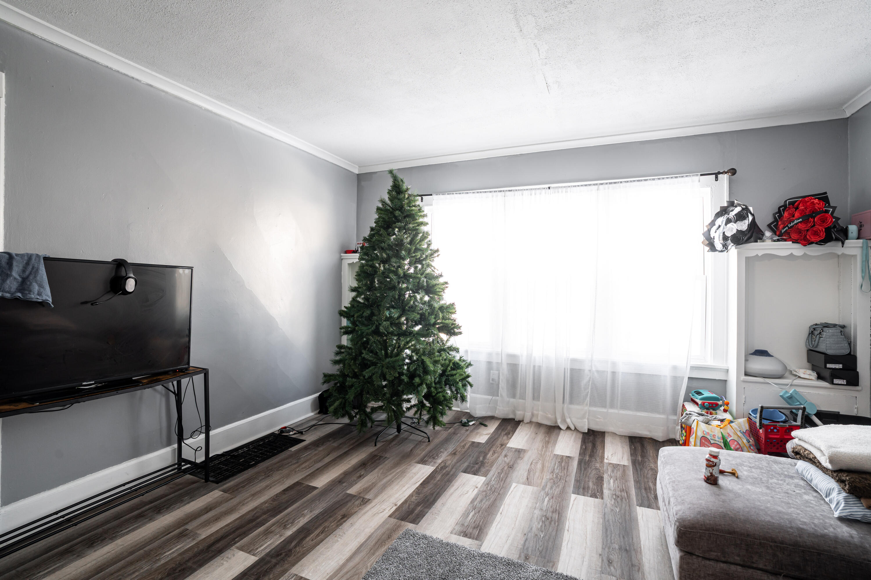 206 North 37th Street Milwaukee, WI 53208 - Photo 8 of 39 DSC02687