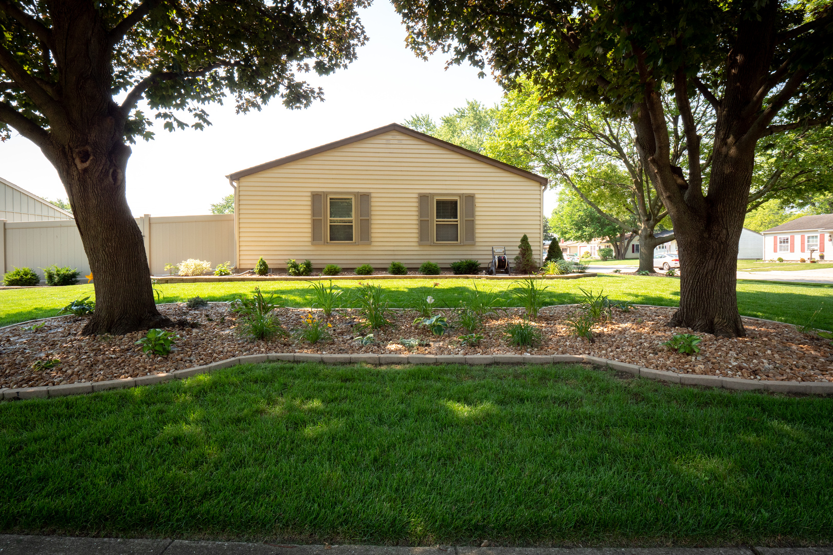 419 Camden Avenue Romeoville, IL 60446 - Photo 24 of 36