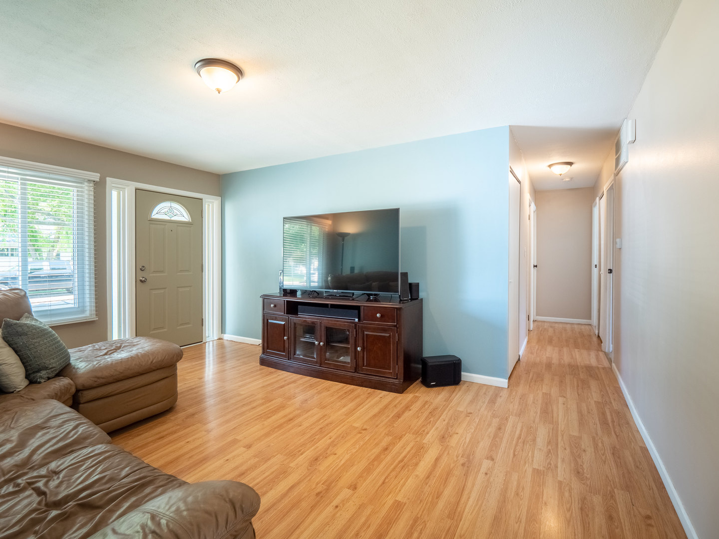 419 Camden Avenue Romeoville, IL 60446 - Photo 6 of 36