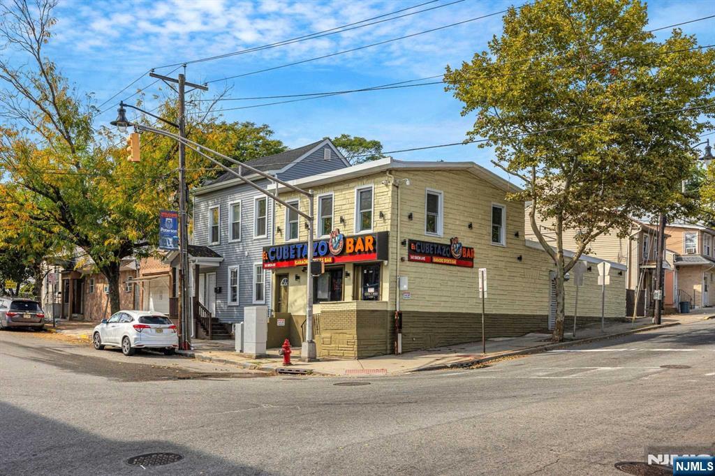 541 Union Avenue, Unit 2 Paterson, NJ 07522 - Photo 2 of 11