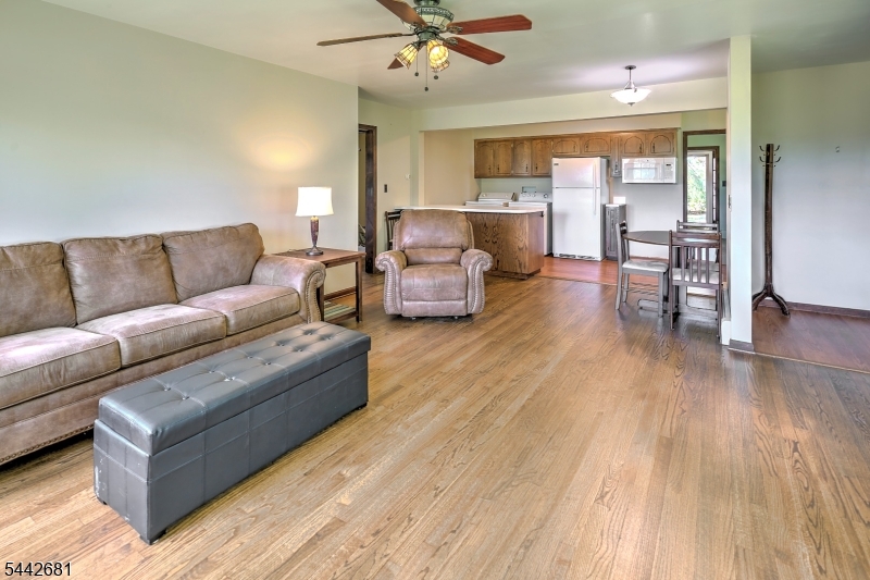114 Amwell Road Flemington, NJ 08822 - Photo 19 of 31