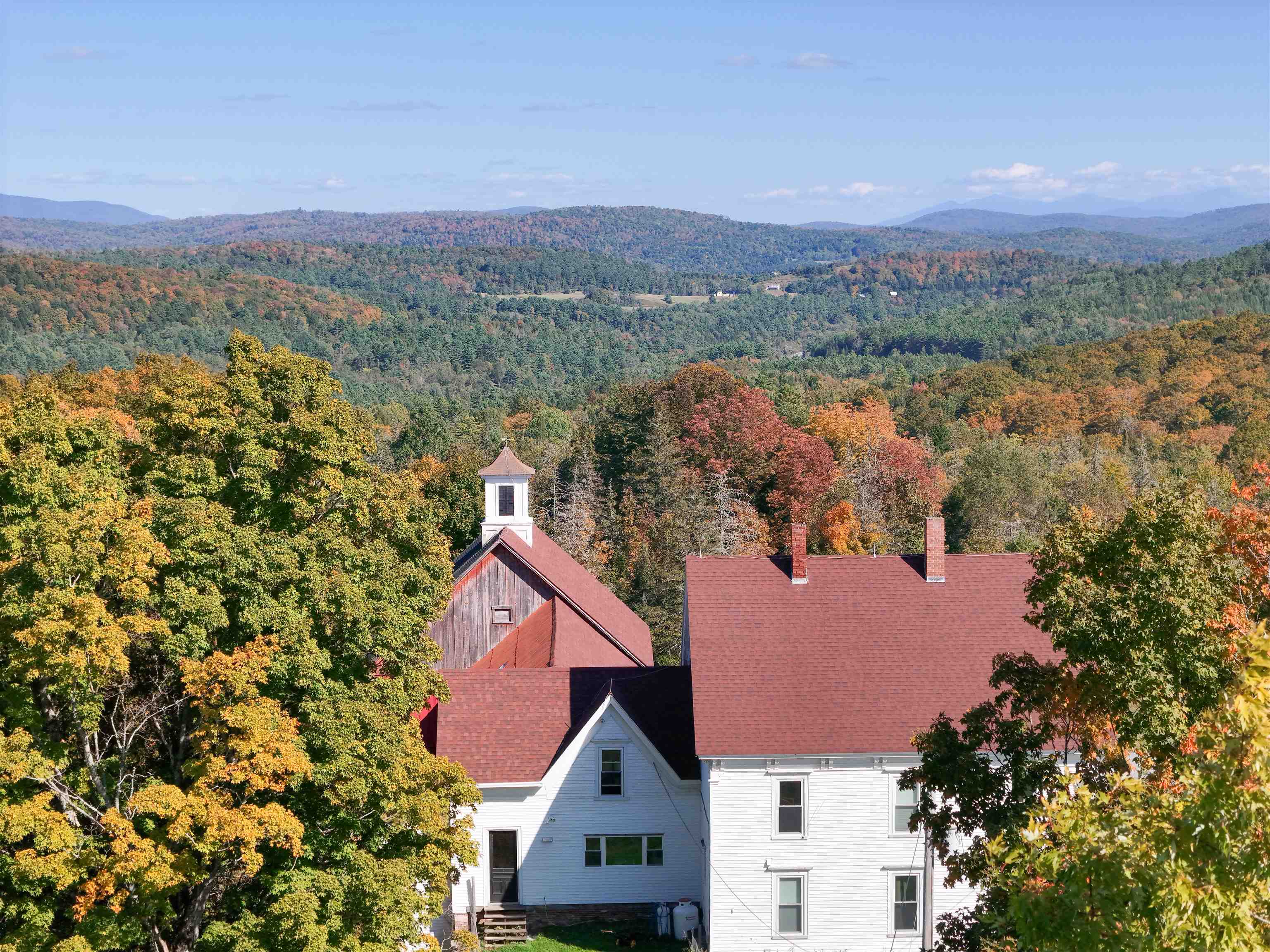 884 Hawkins Road Danville, VT 05828 - Photo 5 of 60 Gallery Image 5