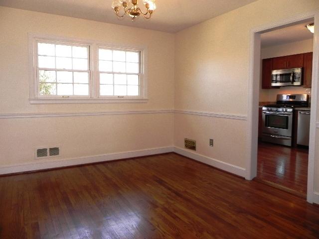 3263 White Oak Road Southwest Roanoke, VA 24014 - Photo 6 of 20 Dining Rm