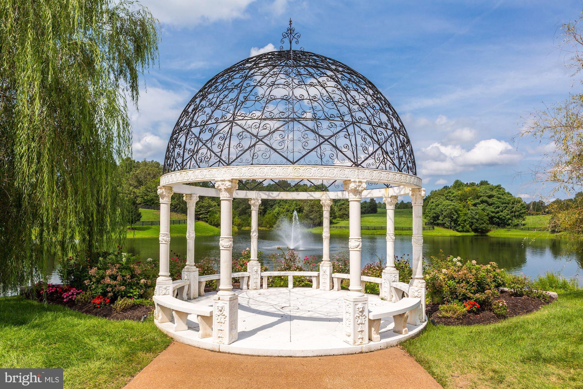 6887 Blenheim Road Scottsville, VA 24590 - Photo 19 of 49 Gathering Rotunda