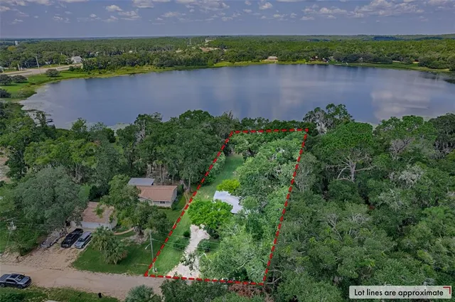 $365,000 | 113 Stock Avenue, Interlachen, FL 32148