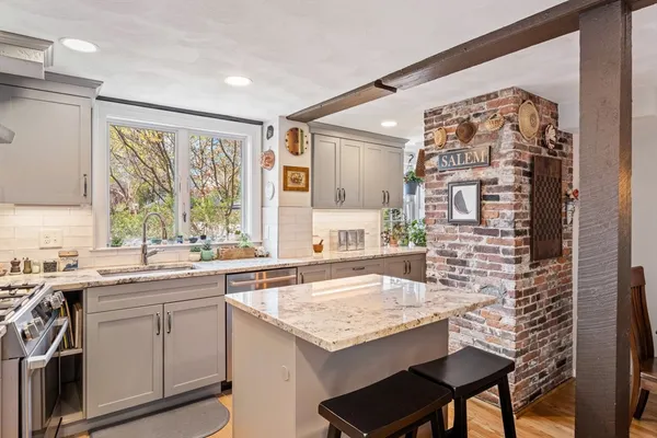 $599,000 | 5 North Pine Street, Unit 2, Salem, MA 01970