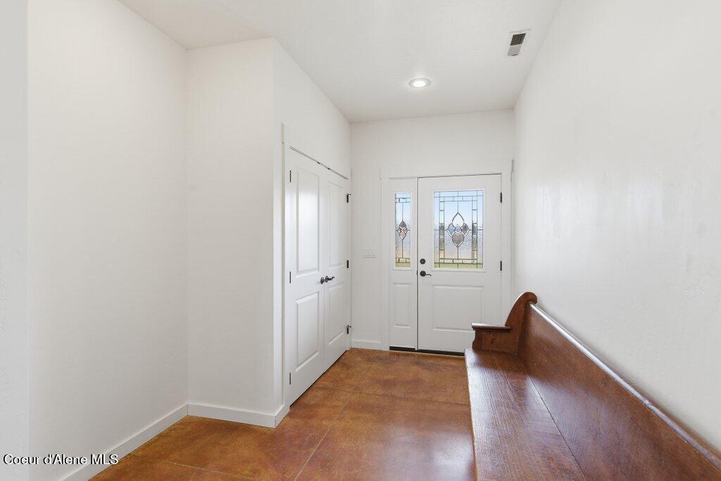 80 Carlson Drive Sandpoint, ID 83864 - Photo 5 of 50 Entryway