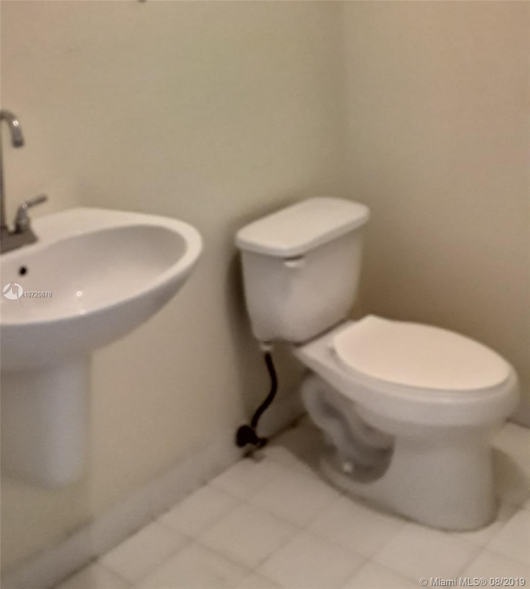 690 Southwest 1st Court, Unit 1024 Miami, FL 33130 - Photo 11 of 14