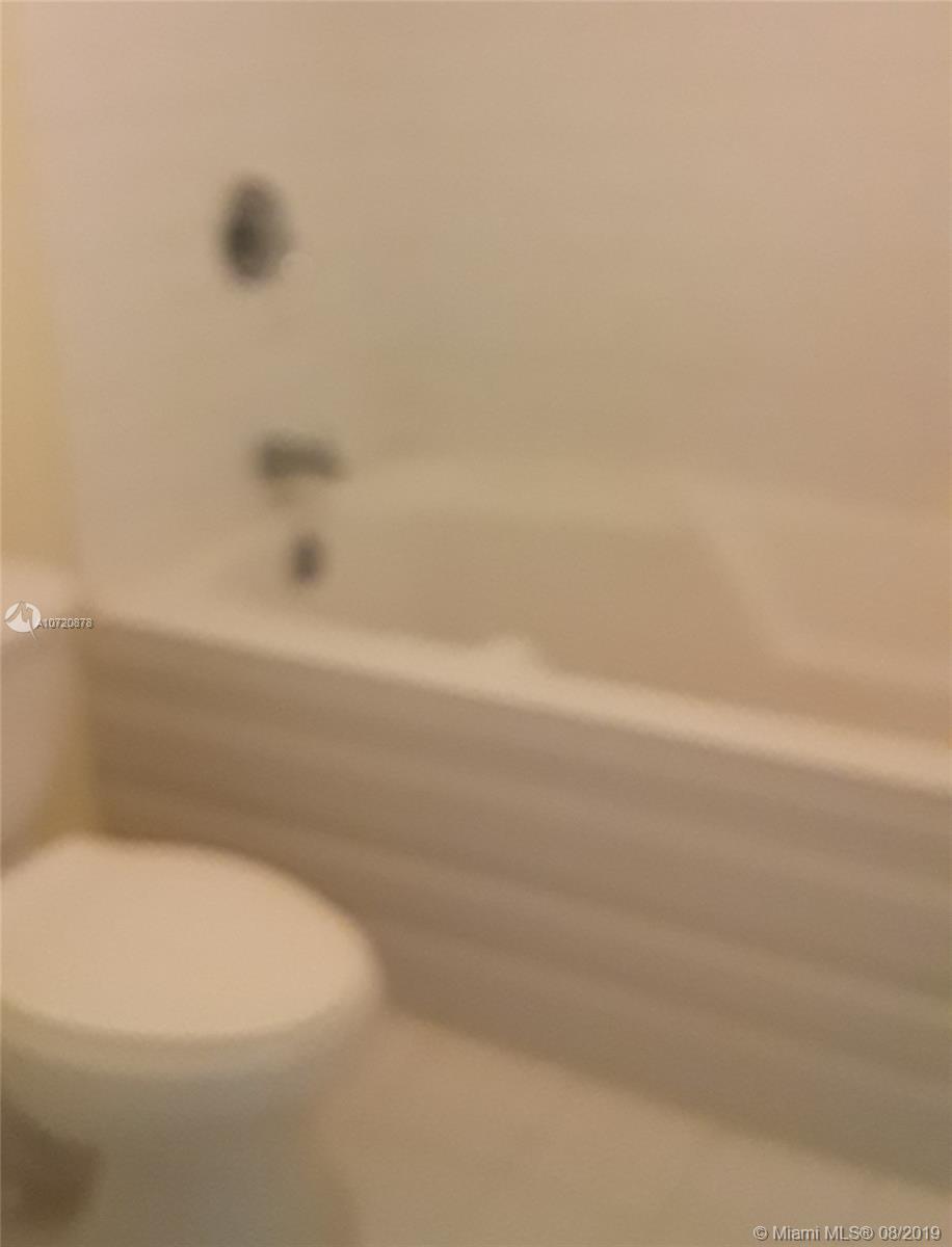 690 Southwest 1st Court, Unit 1024 Miami, FL 33130 - Photo 13 of 14
