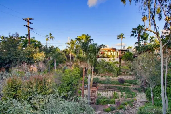 $3,995 | 2515 30th Street, San Diego, CA 92104