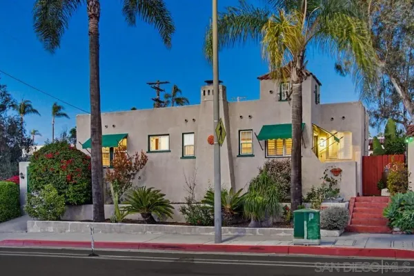$3,995 | 2515 30th Street, San Diego, CA 92104
