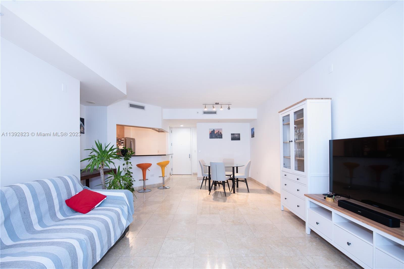 Brickell Miami, FL 33131 - Photo 4 of 50