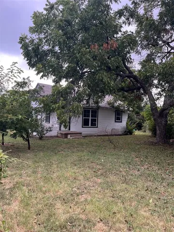 $249,500 | 1466 East Myrtle Street, Fort Worth, TX 76104