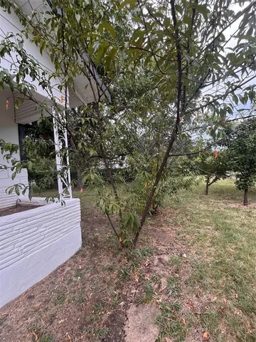 $249,500 | 1466 East Myrtle Street, Fort Worth, TX 76104