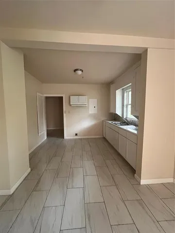 $249,500 | 1466 East Myrtle Street, Fort Worth, TX 76104