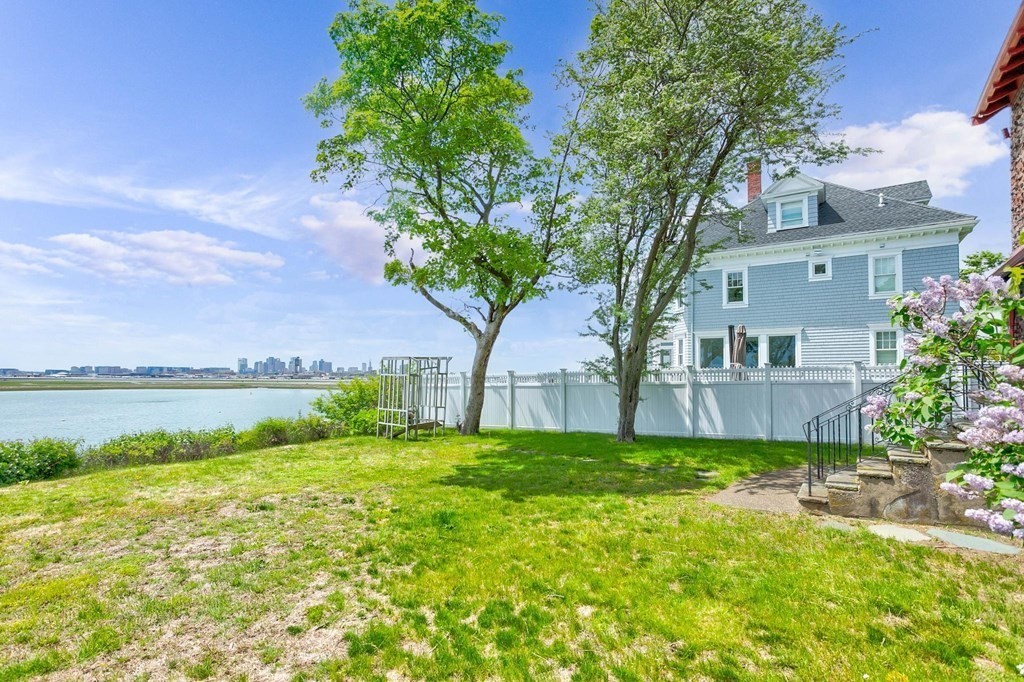 251 Court Road Winthrop, MA 02152 - Photo 9 of 37 Gallery Image 9