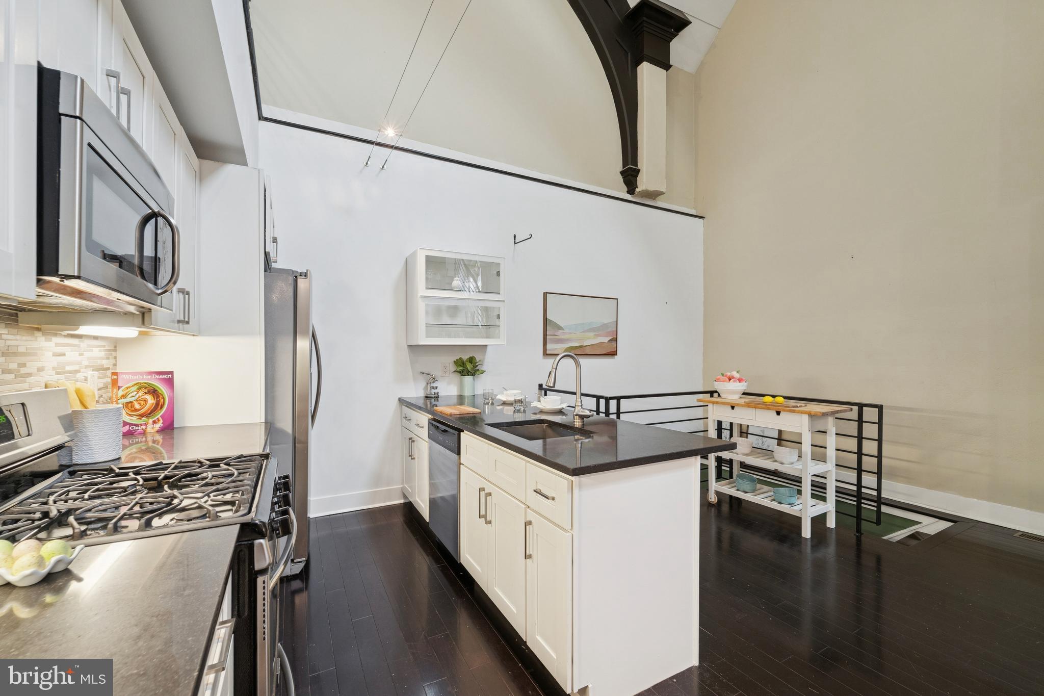 1722 Mt Vernon Street, Unit 1 Philadelphia, PA 19130 - Photo 20 of 35