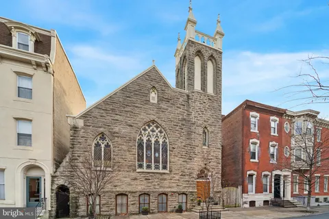 $425,000 | 1722 Mt Vernon Street, Unit 1, Philadelphia, PA 19130