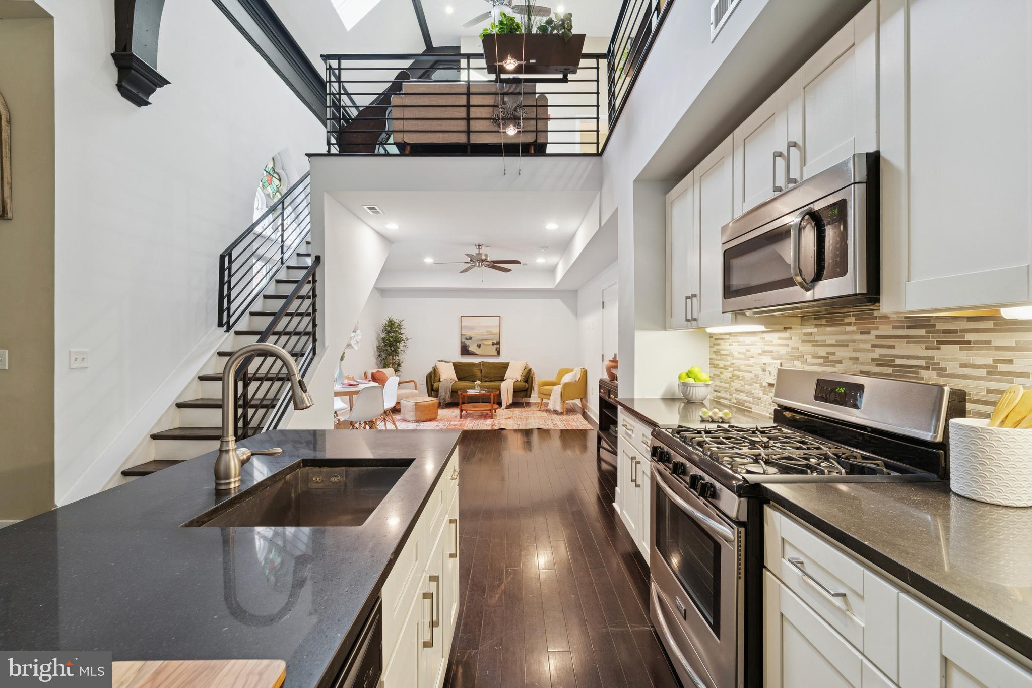 1722 Mt Vernon Street, Unit 1 Philadelphia, PA 19130 - Photo 23 of 35