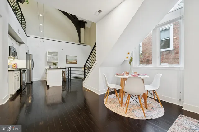 $425,000 | 1722 Mt Vernon Street, Unit 1, Philadelphia, PA 19130