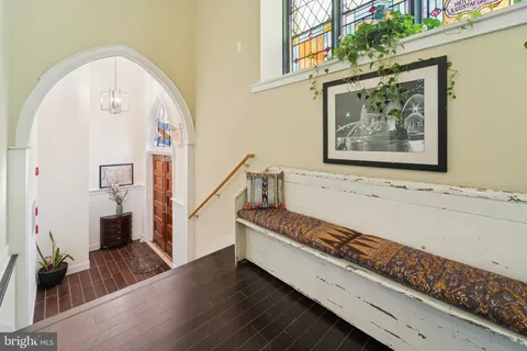 $425,000 | 1722 Mt Vernon Street, Unit 1, Philadelphia, PA 19130