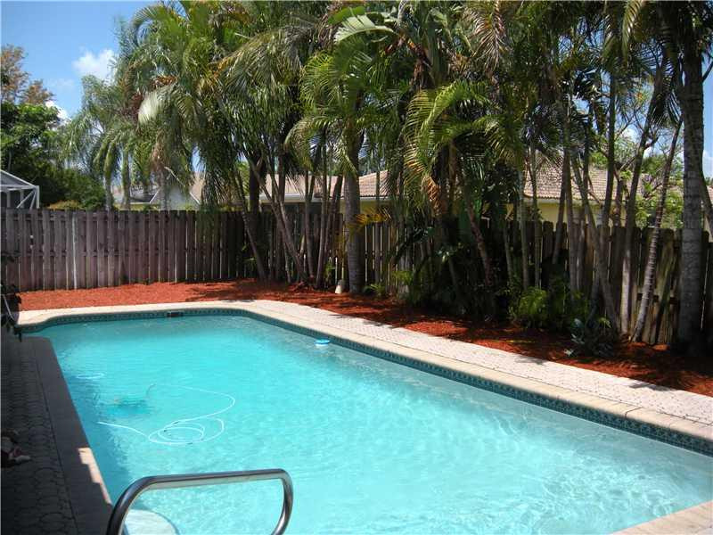 11355 Little Bear Way Boca Raton, FL 33428 - Photo 20 of 22 Pool